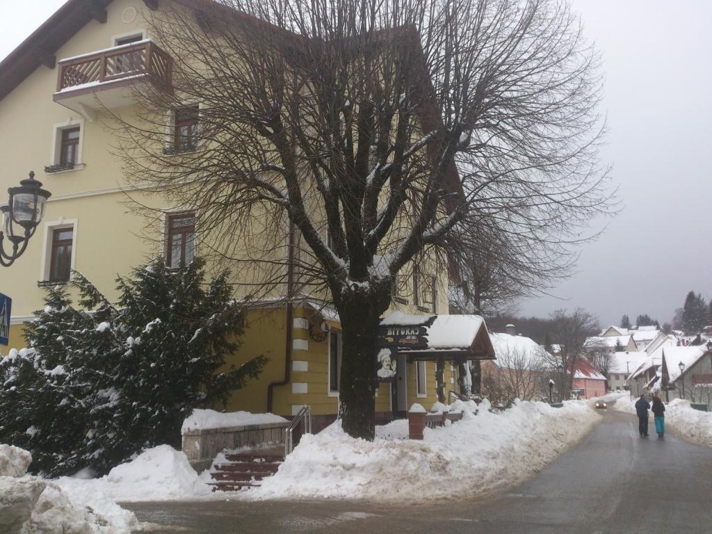 Hotel Bitoraj Fuzine Fužine Exterior foto